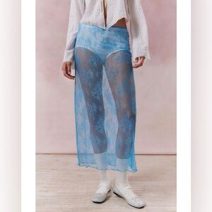 URBAN OUTFITTERS Jules Sheer Lace Midi
Skirt In Blue